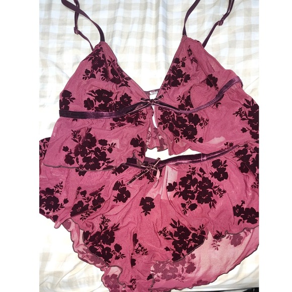 Target Berry Red Velvet Floral Burnout Mesh Lingerie Bralette & Shorts Set L - Picture 1 of 4